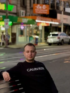 Berkay on the Kew Streets